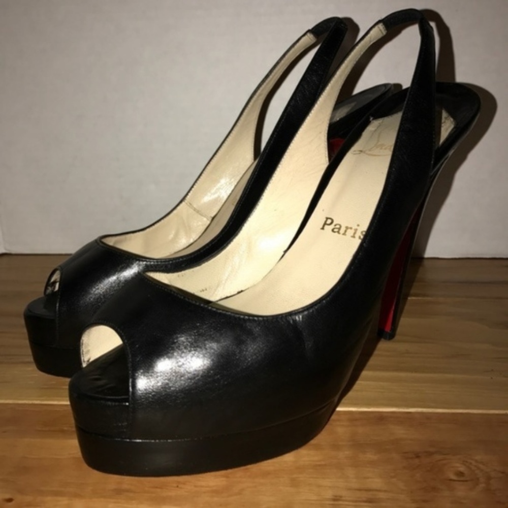 CHRISTIAN LOUBOUTIN Prive Black Peep Toe 38 1/2